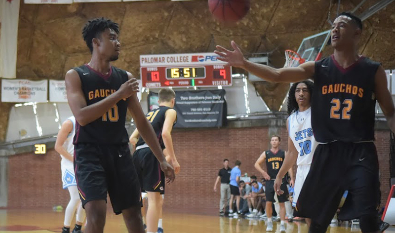 Gauchos shut down Chargers to keep pace